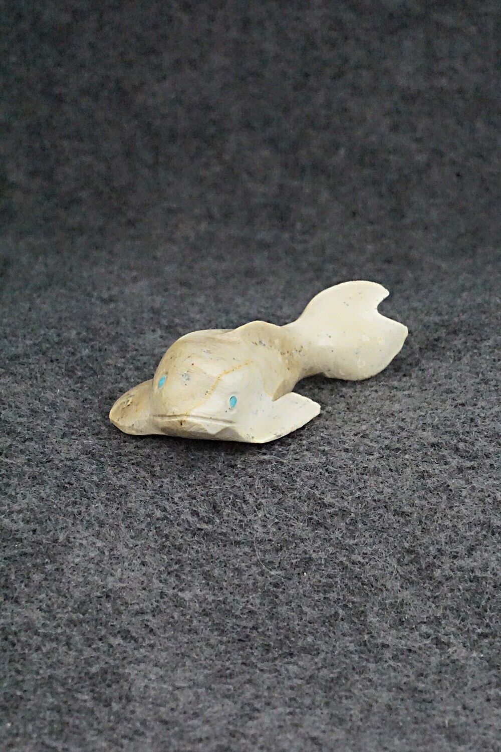 Whale Zuni Fetish Carving - Lindsey Cheama