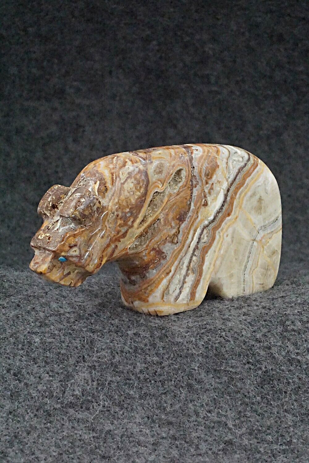 Bear Zuni Fetish Carving - Reynold Lunasee