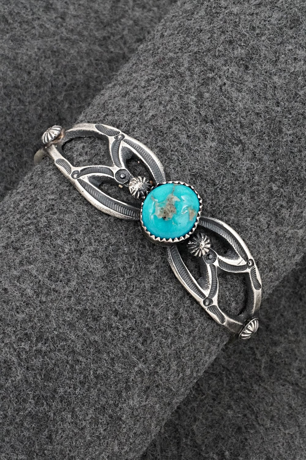 Turquoise & Sterling Silver Bracelet - Eva & Linberg Billah