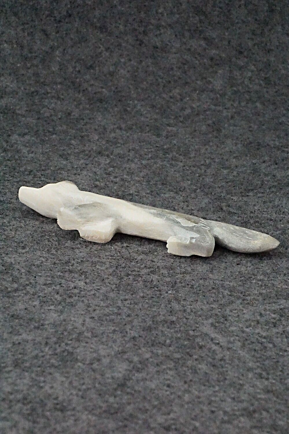 Wolf Zuni Fetish Carving - Cody Nastacio