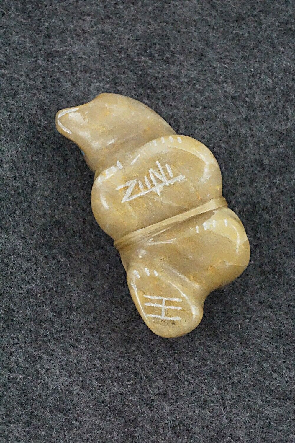 Bear Zuni Fetish Carving - Herbert Halate