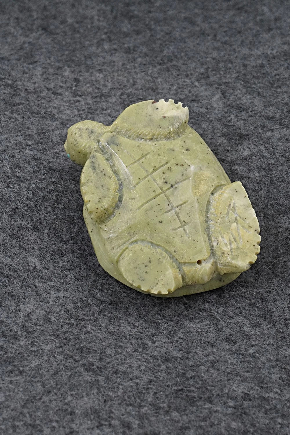 Turtle Zuni Fetish Carving - Adrian Cachini