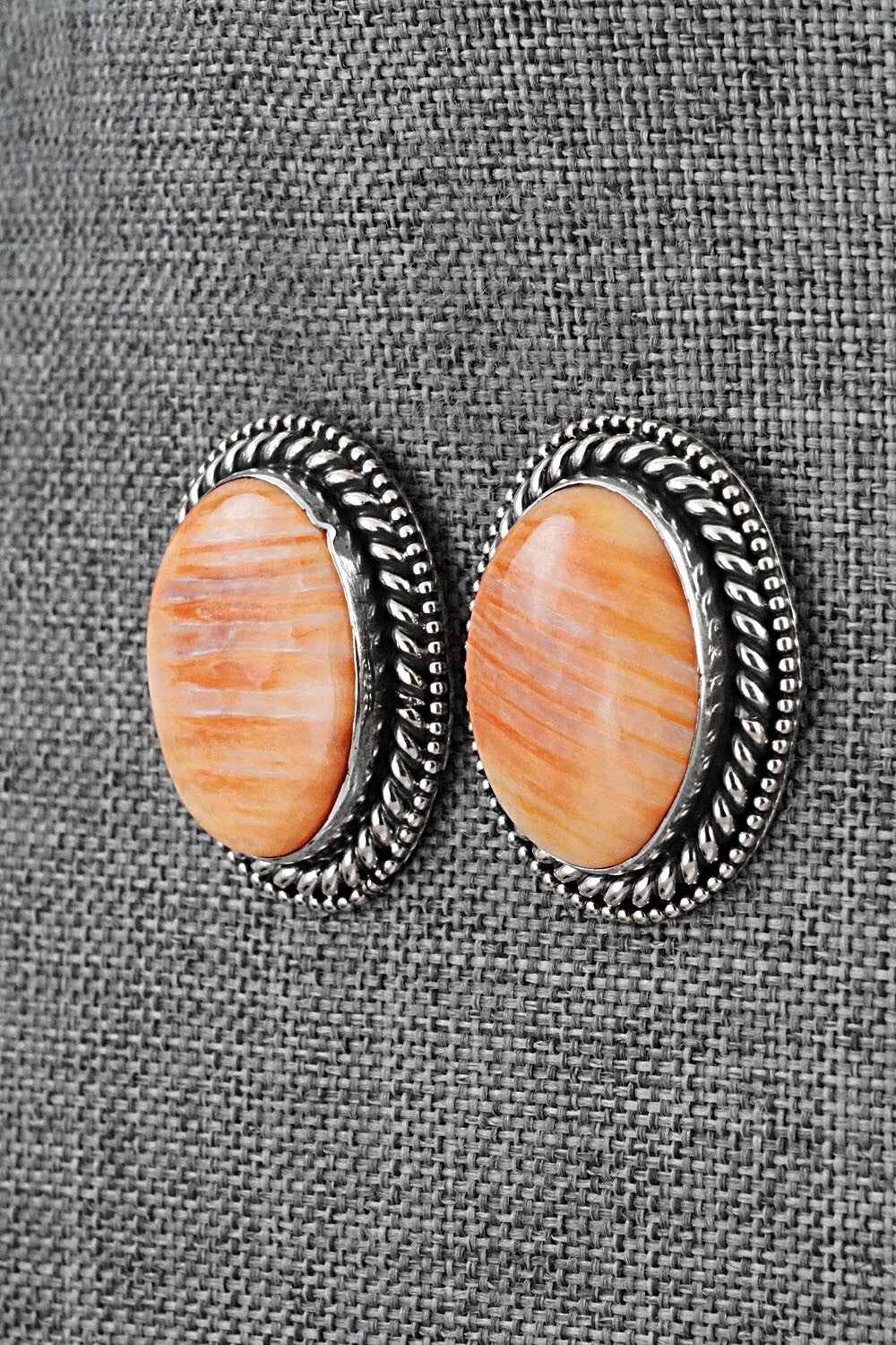 Spiny Oyster & Sterling Silver Necklace Set - Darrin Livingston