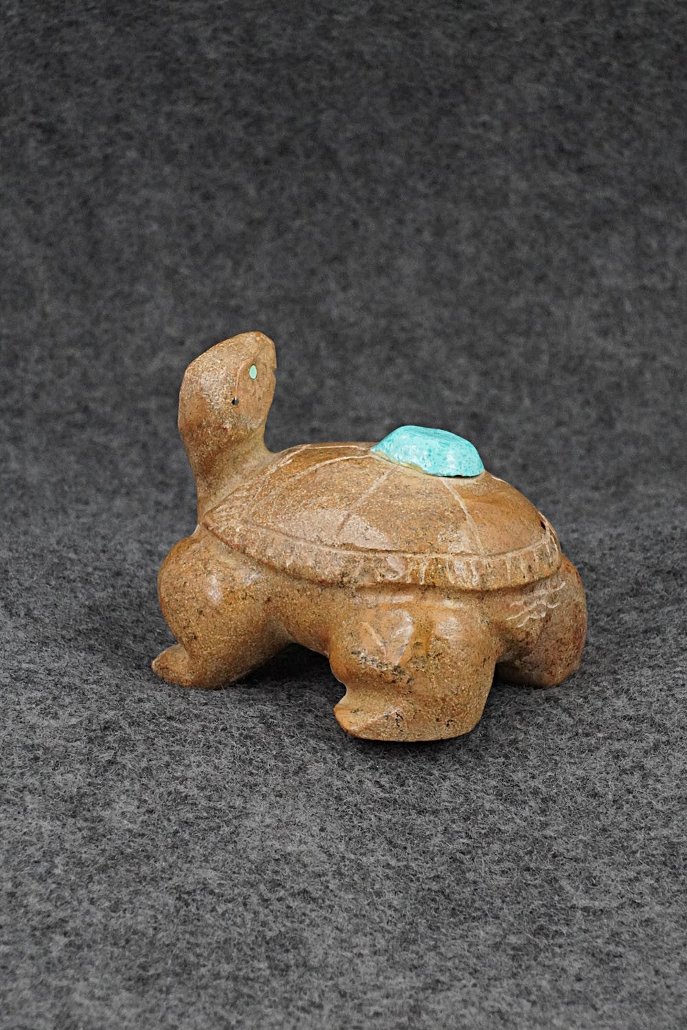 Turtle Zuni Fetish Carving - Freddie Leekya