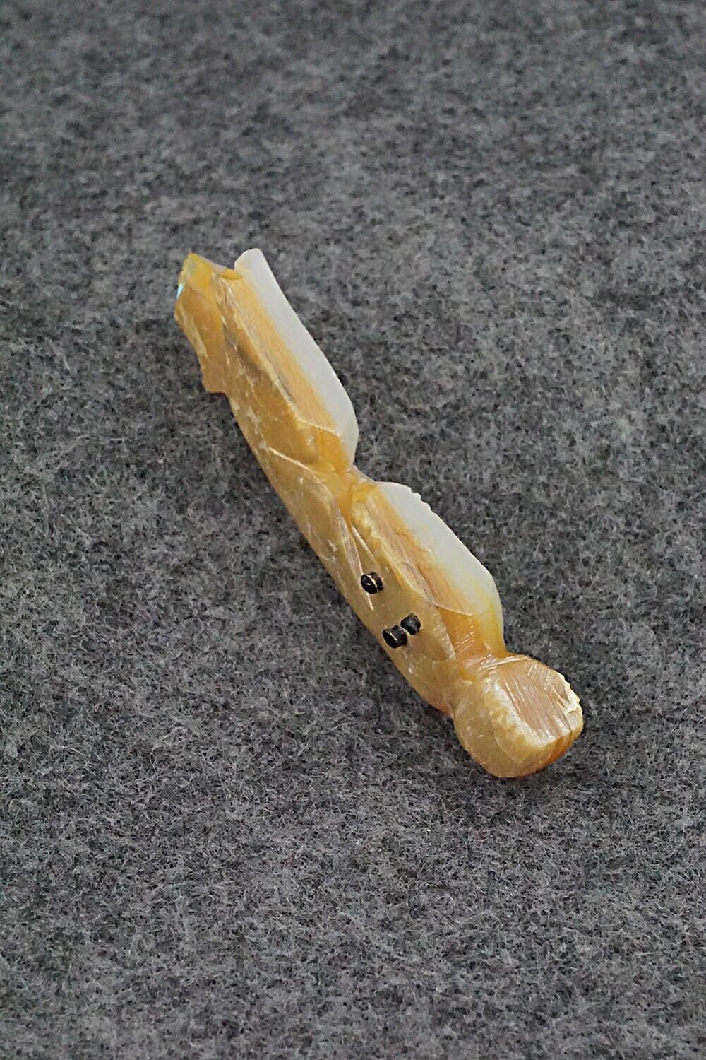 Wolf Zuni Fetish Carving - Danette Laate