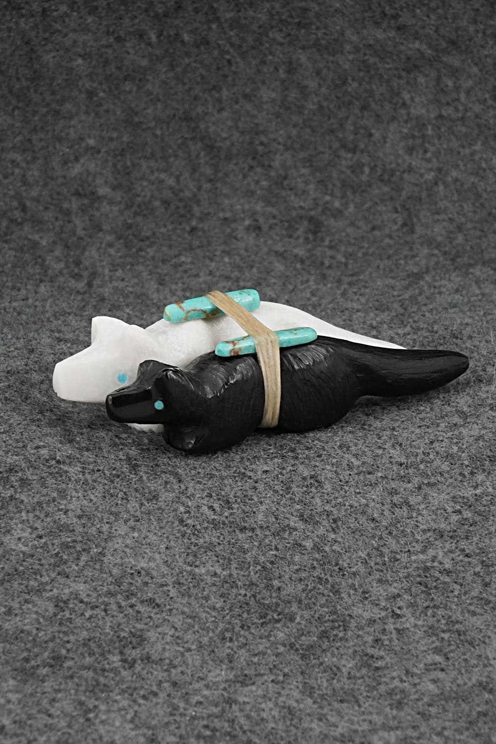Bear Zuni Fetish Carving - Herbert Halate