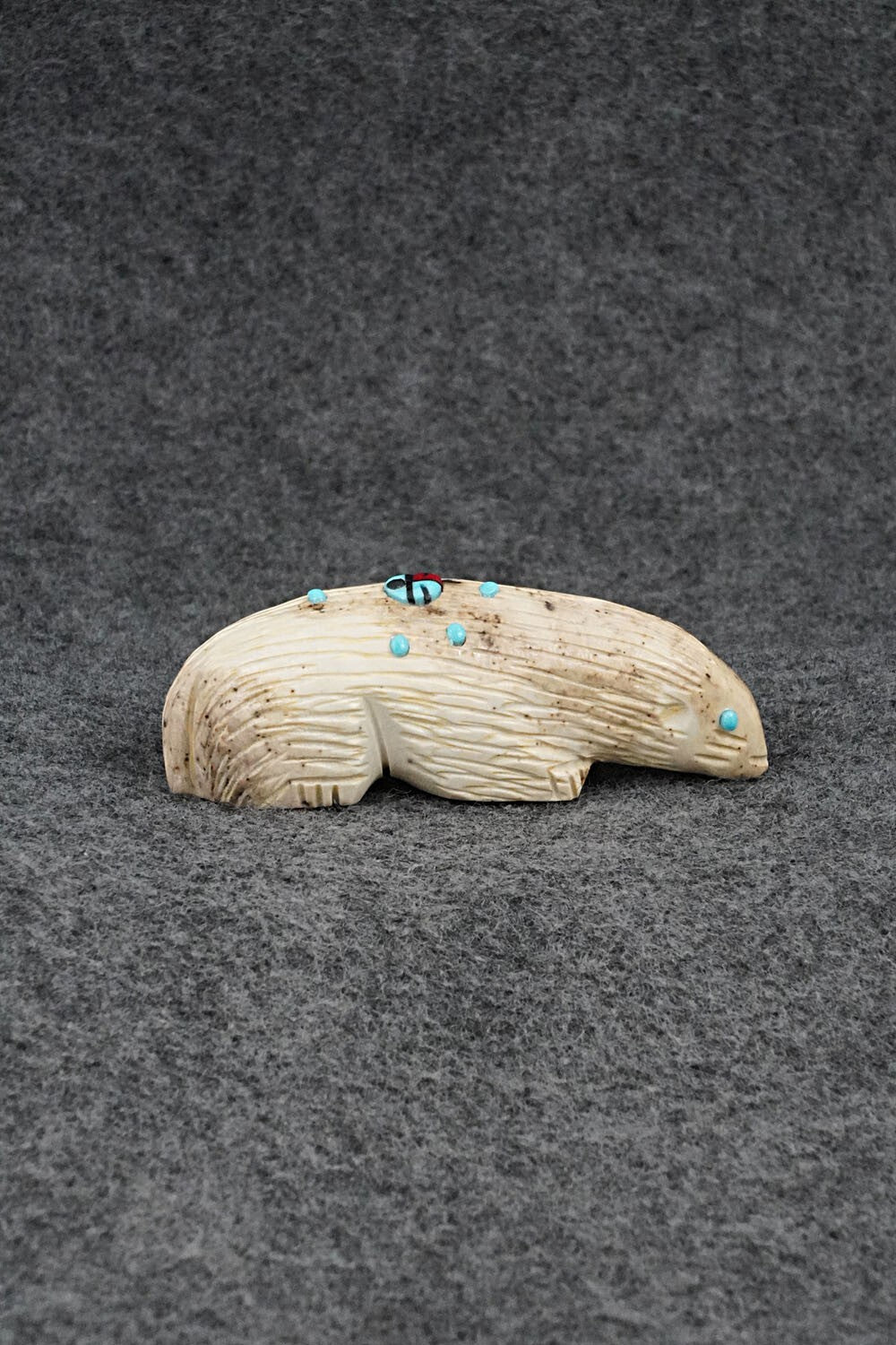 Porcupine Zuni Fetish Carving - Danette Laate