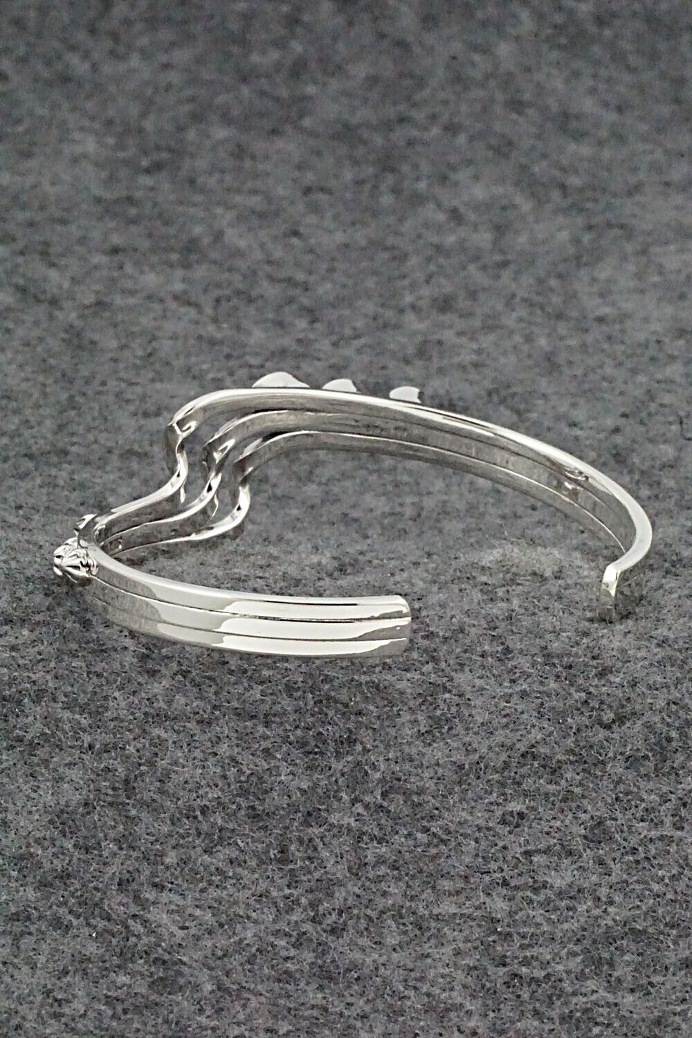 White Buffalo & Sterling Silver Bracelet - Daniel Dakai