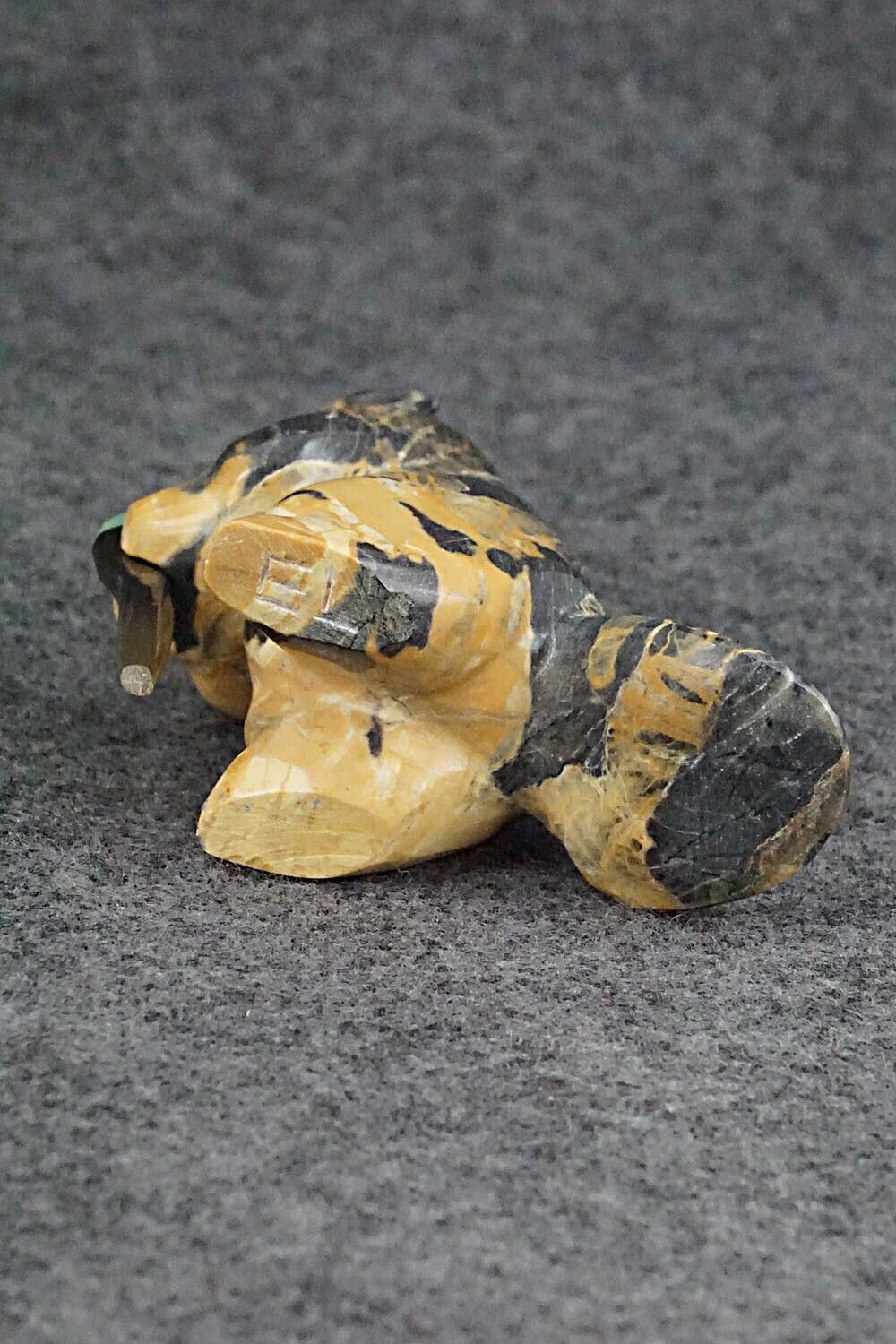 Beaver Zuni Fetish Carving - Enrike Leekya