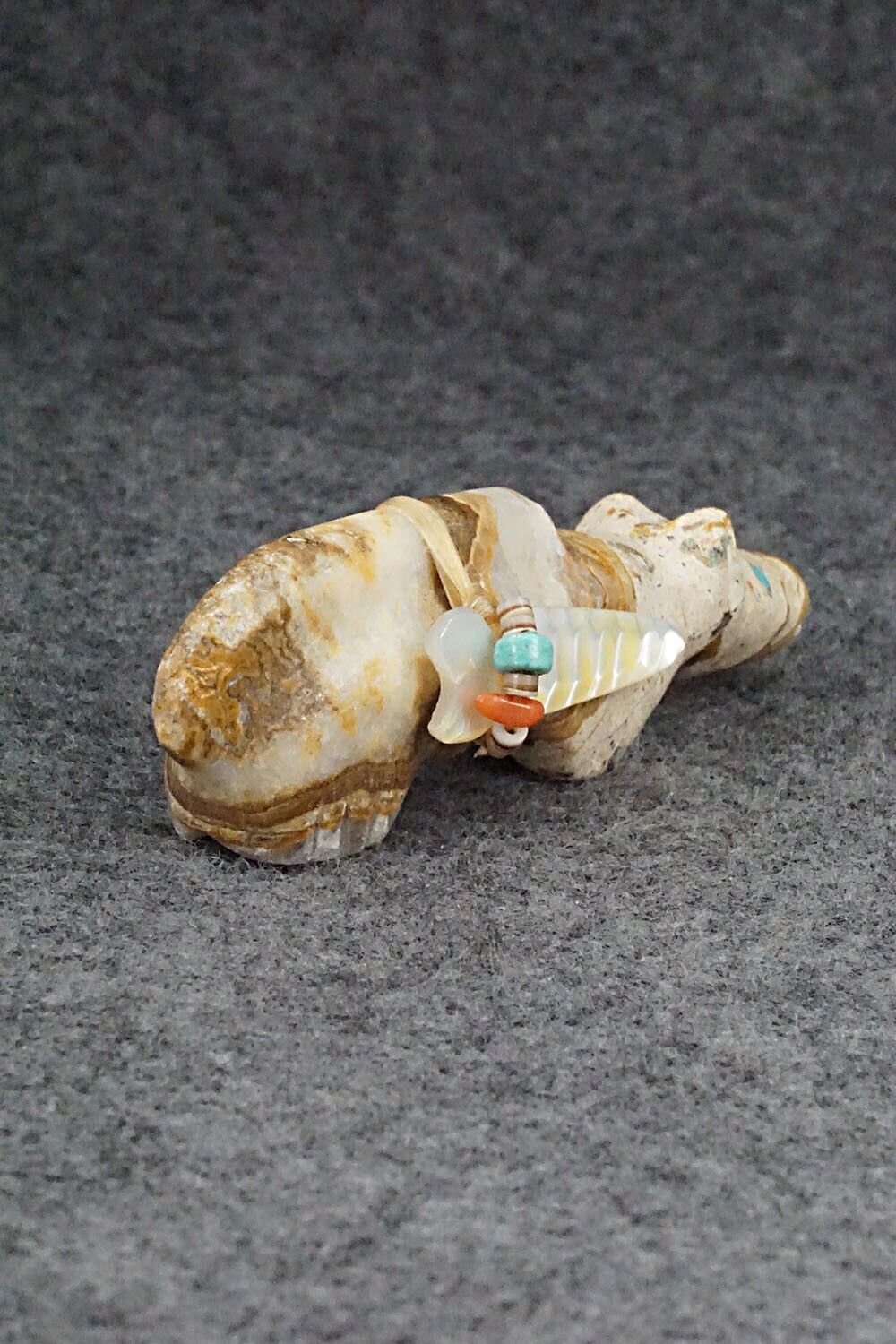 Mountain Lion Zuni Fetish Carving - Peter Gasper