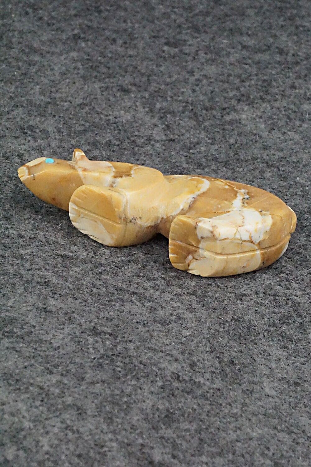 Mountain Lion Zuni Fetish Carving - Ronnie Lunasee