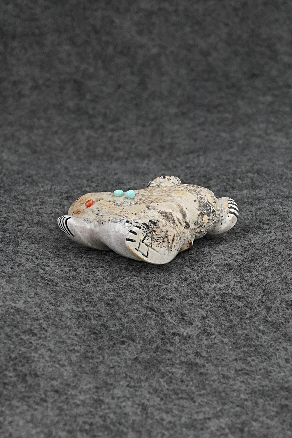 Dancing Bear Zuni Fetish Carving - Claudia Peina