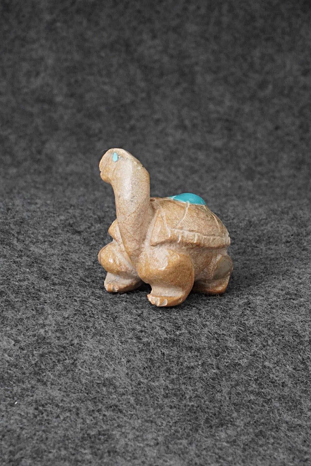Turtle Zuni Fetish Carving - Freddie Leekya