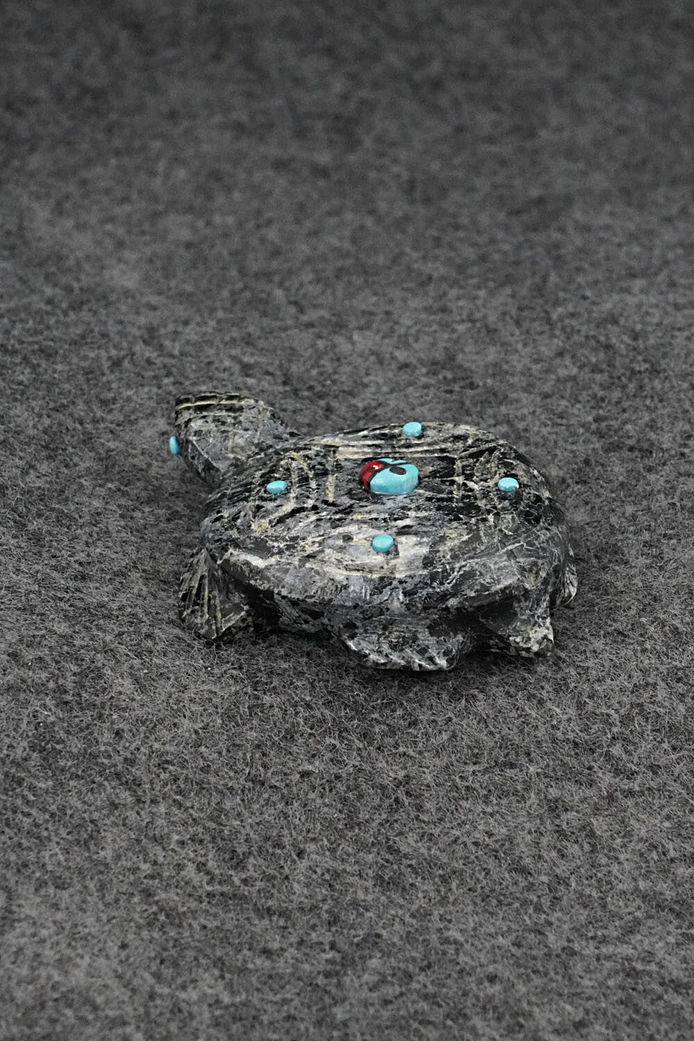 Turtle Zuni Fetish Carving - Danette Laate