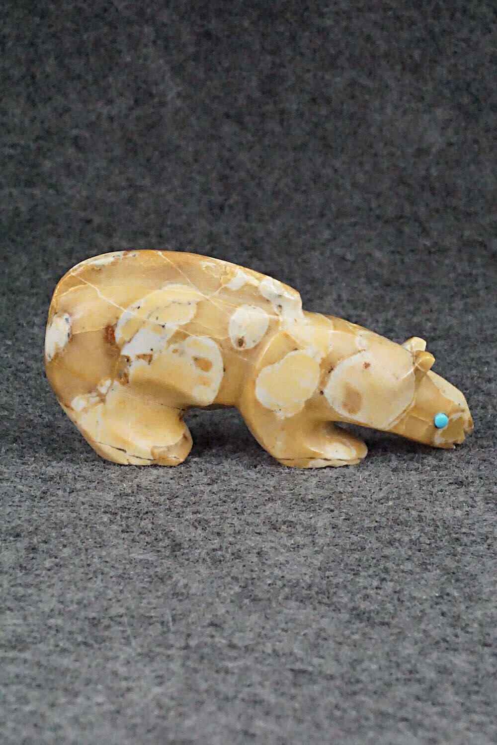 Mountain Lion Zuni Fetish Carving - Ronnie Lunasee