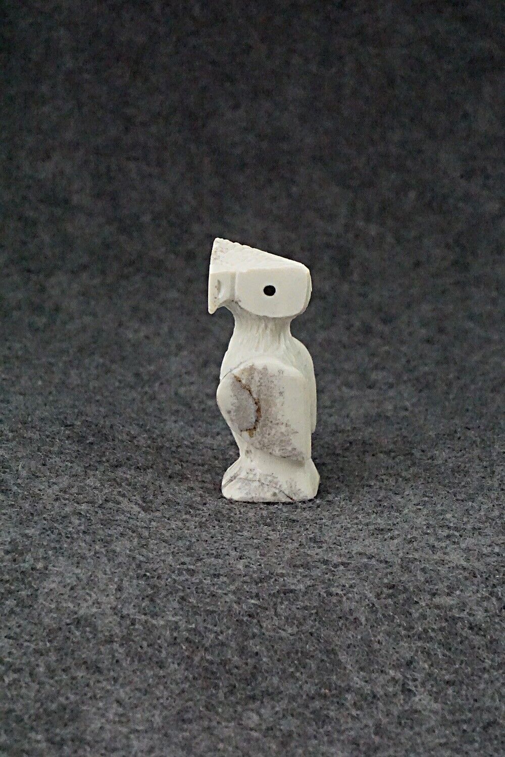 Owl Zuni Fetish Carving - Jesus Espino