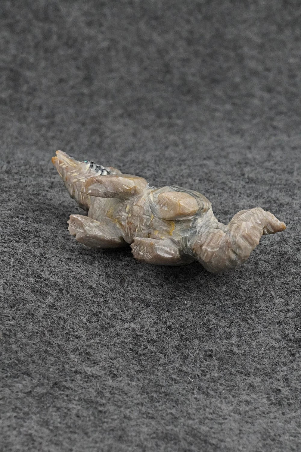 Wolf Zuni Fetish Carving - Scotty Gennett