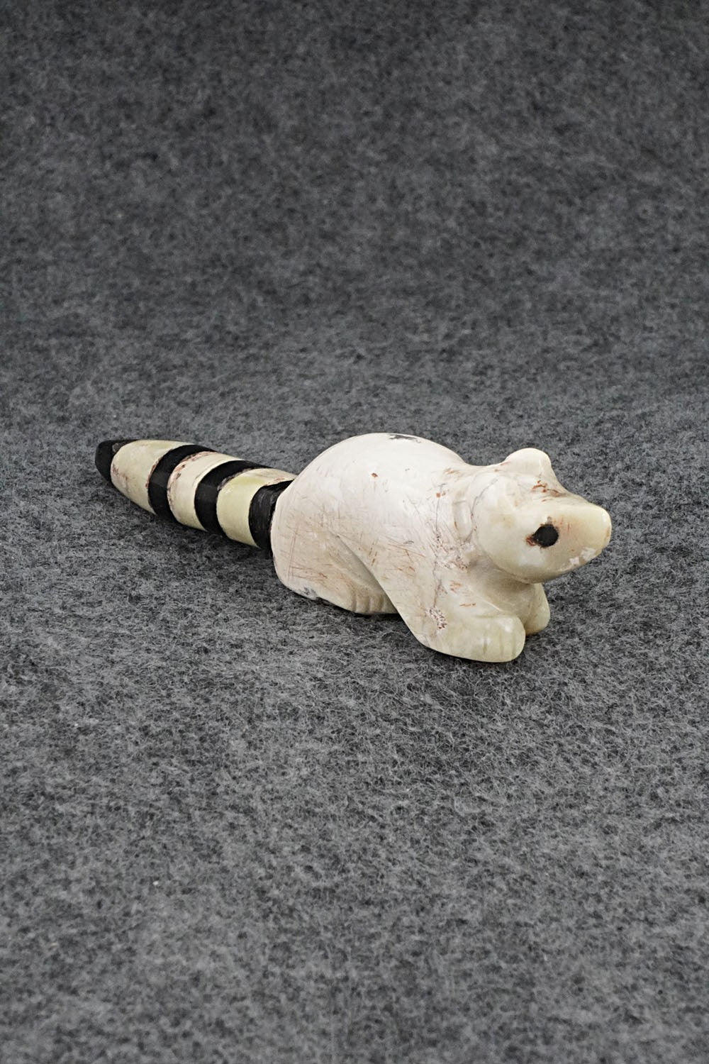 Raccoon Zuni Fetish Carving - Justin Red Elk