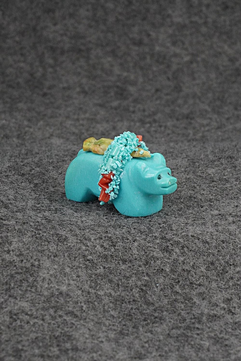 Bear Zuni Fetish Carving - Marvelita Phillips