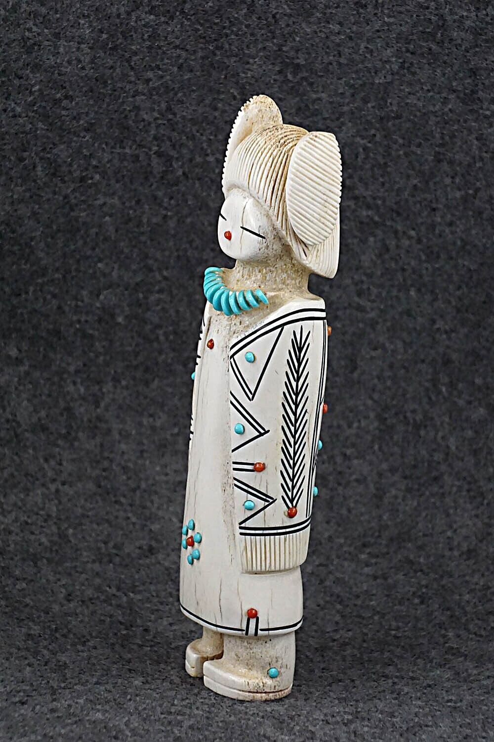 Corn Maiden Zuni Fetish Carving - Claudia Peina