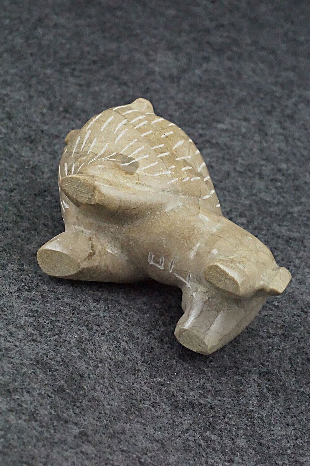 Lion Zuni Fetish Carving - Enrike Leekya
