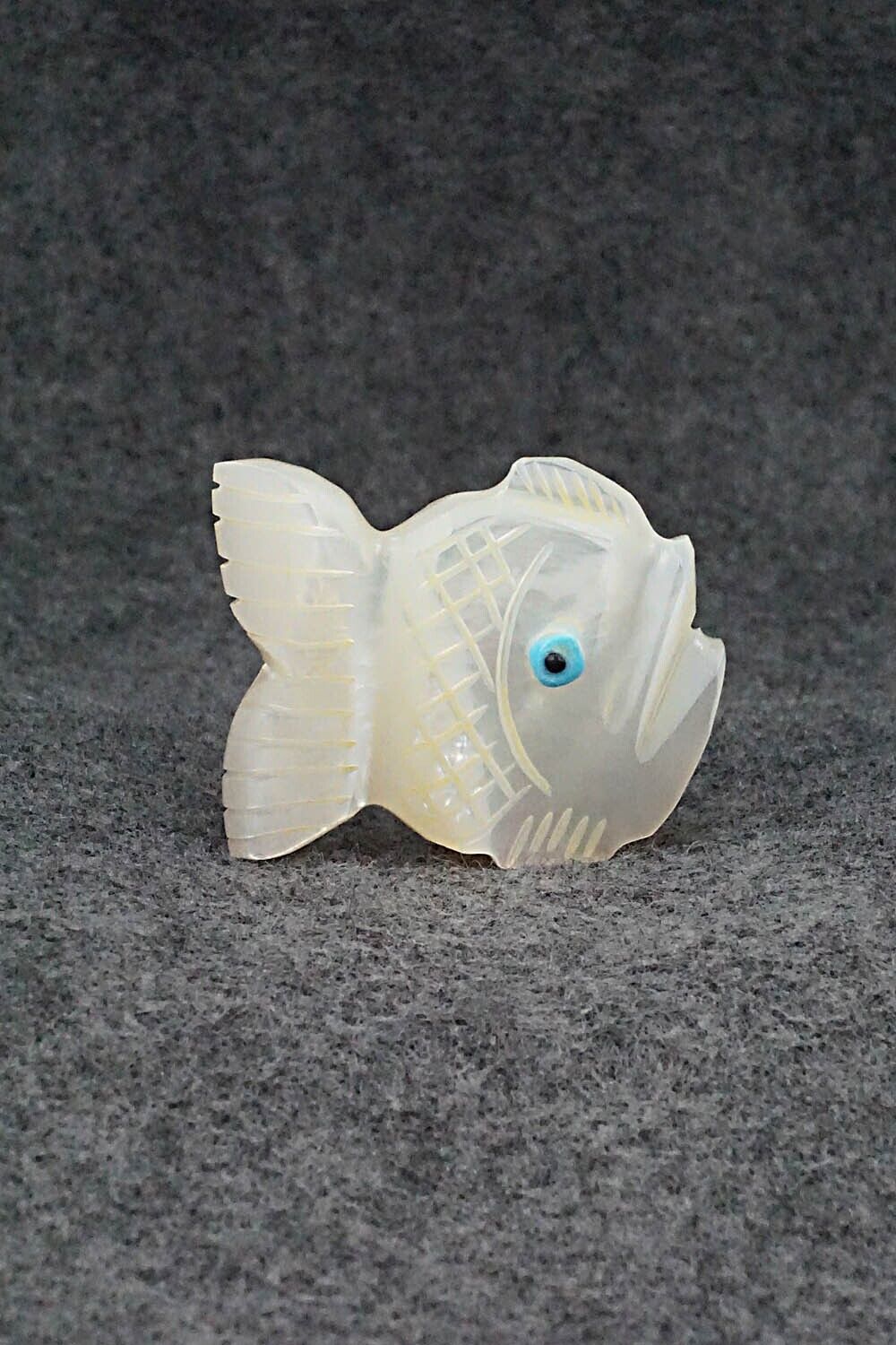 Fish Zuni Fetish Carving - Danette Laate