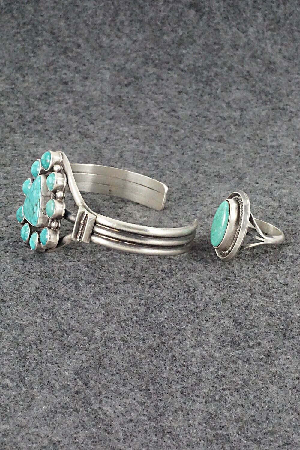 Turquoise & Sterling Silver Necklace Set - Raymond Delgarito
