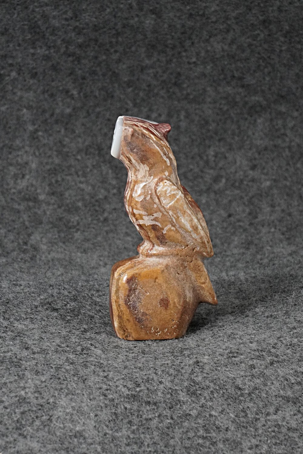 Owl Zuni Fetish Carving - Freddie Leekya