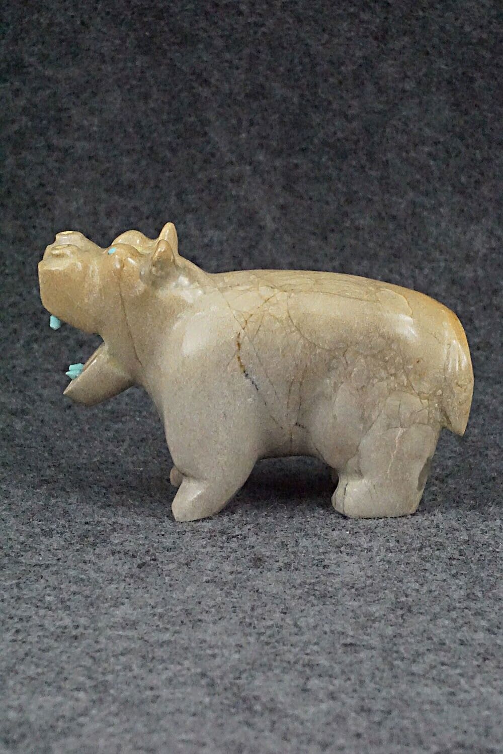 Hippo Zuni Fetish Carving - Enrike Leekya