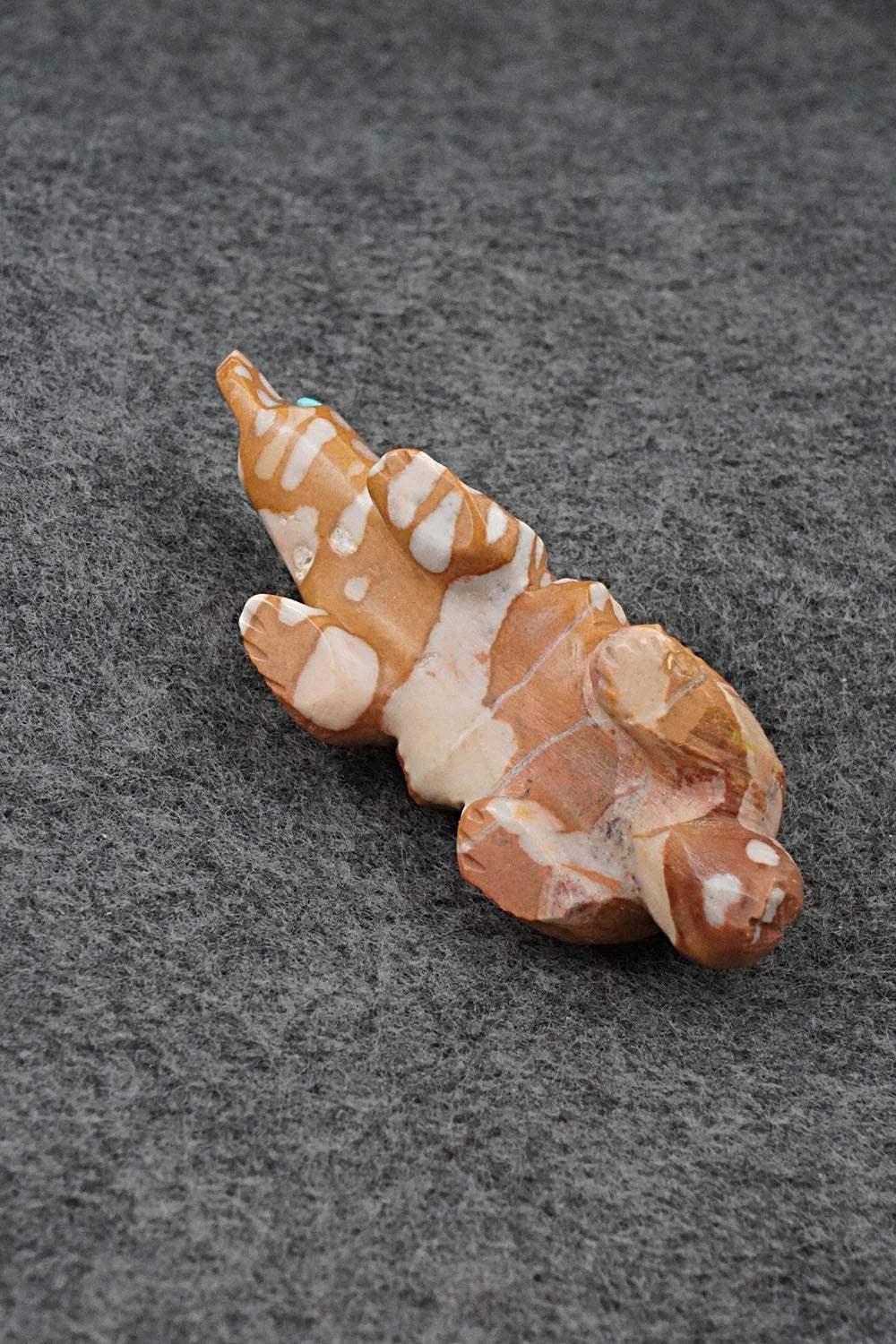 Badger Zuni Fetish Carving - Ronnie Lunasee