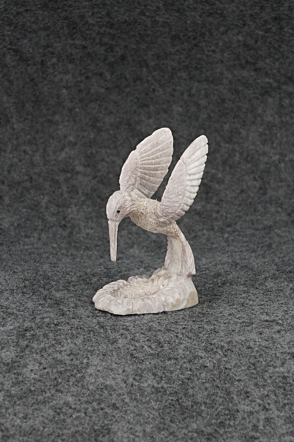 Hummingbird Zuni Fetish Carving - Chris Peina