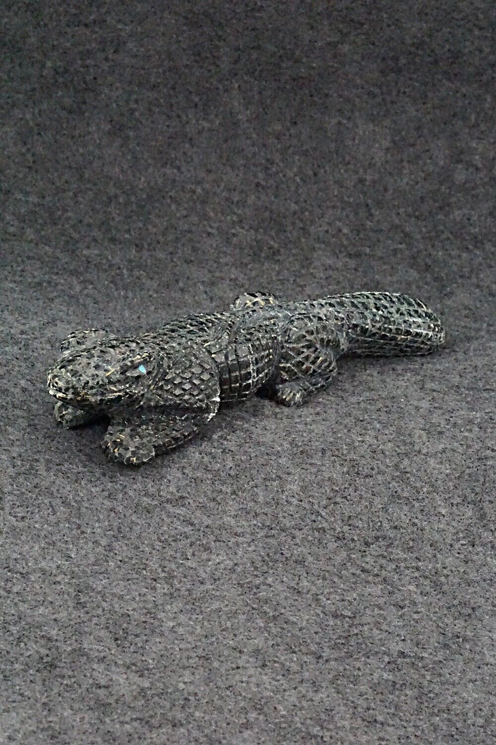 Lizard Zuni Fetish Carving - Tony Mackel