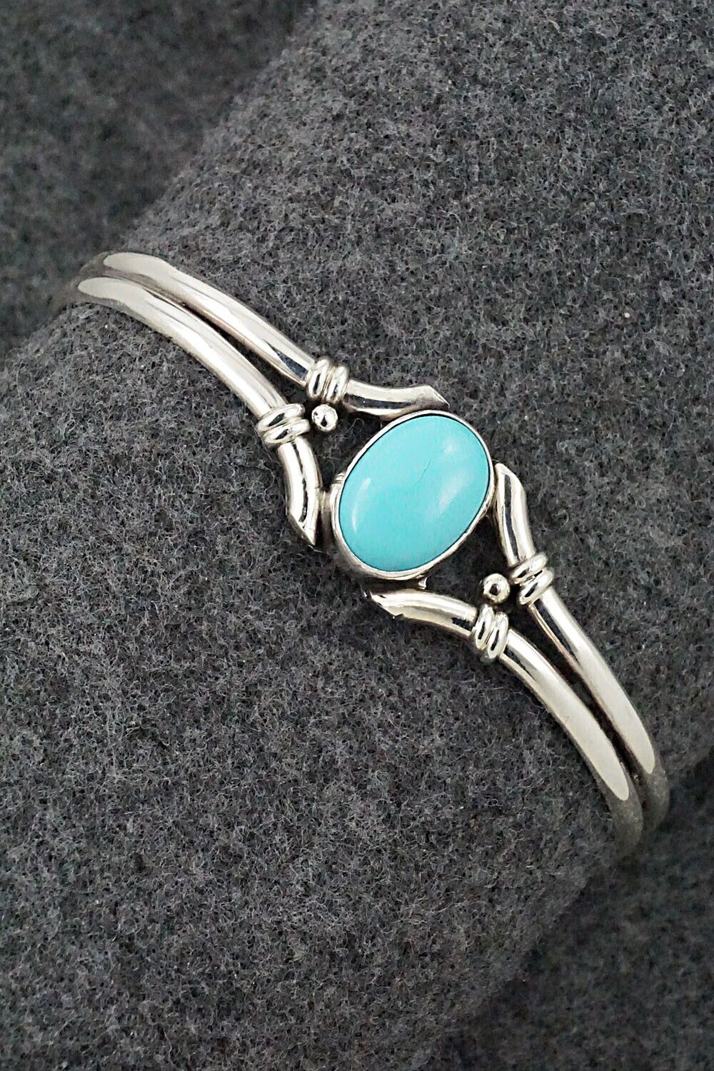 Turquoise & Sterling Silver Bracelet - Judy Largo