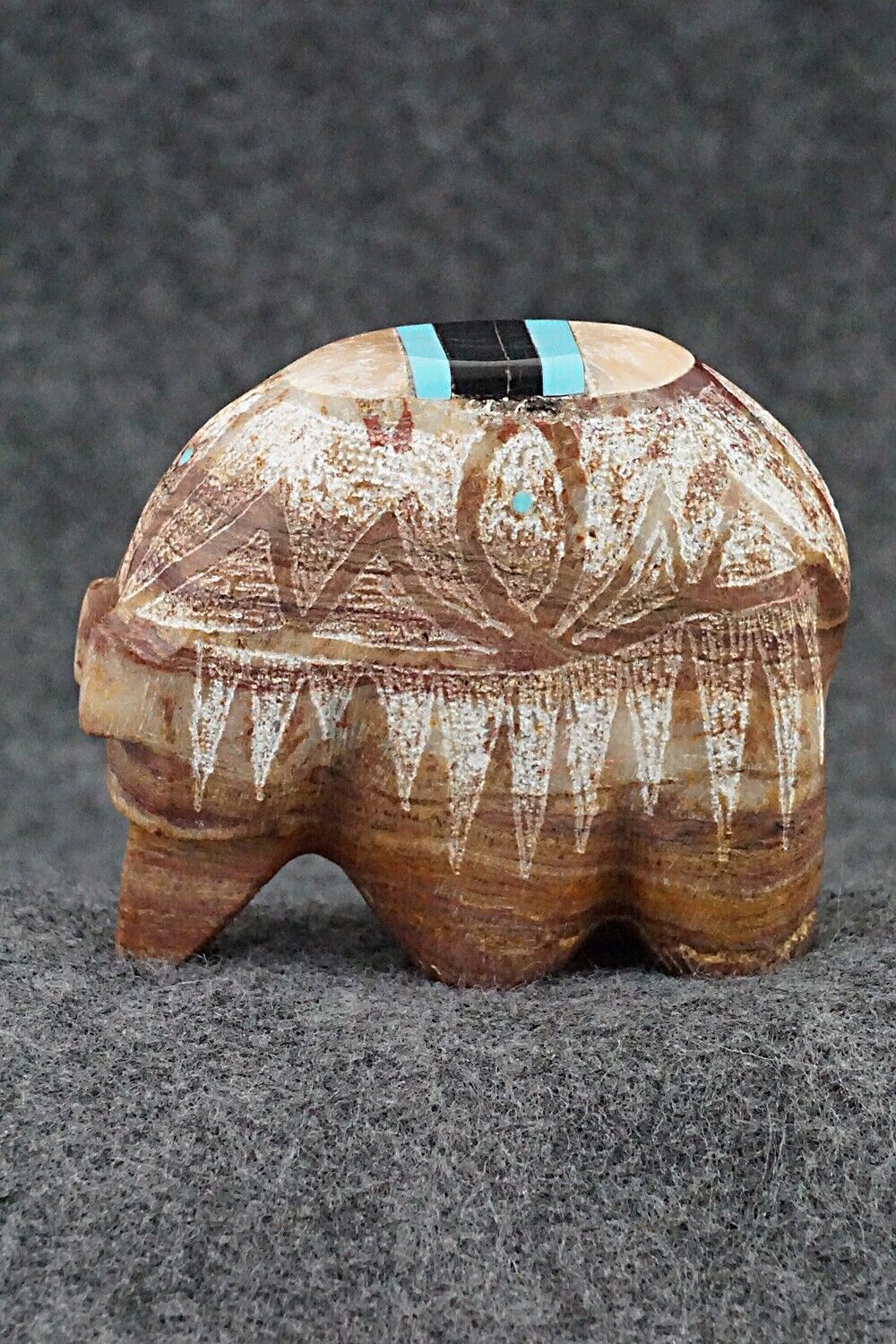 Bear Zuni Fetish Carving - Brandon Phillips