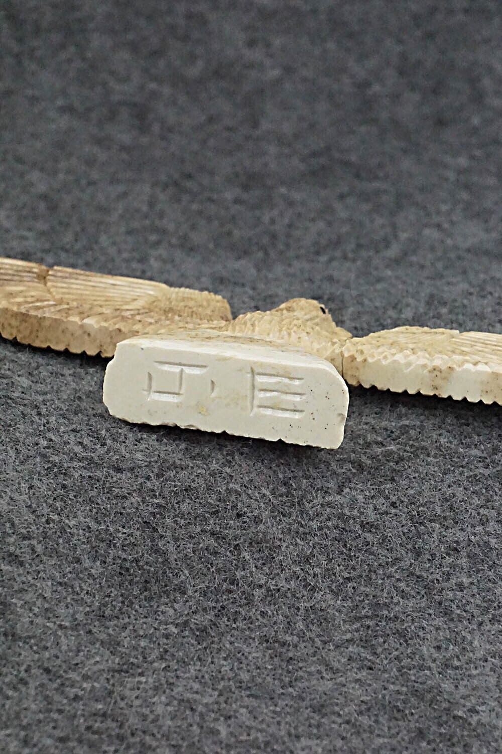 Eagle Zuni Fetish Carving - Jesus Espino