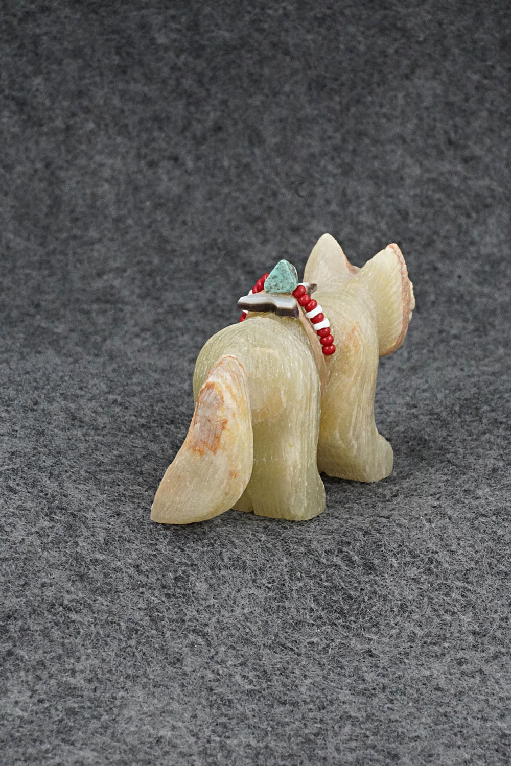 Wolf Zuni Fetish Carving - Douglas Martza