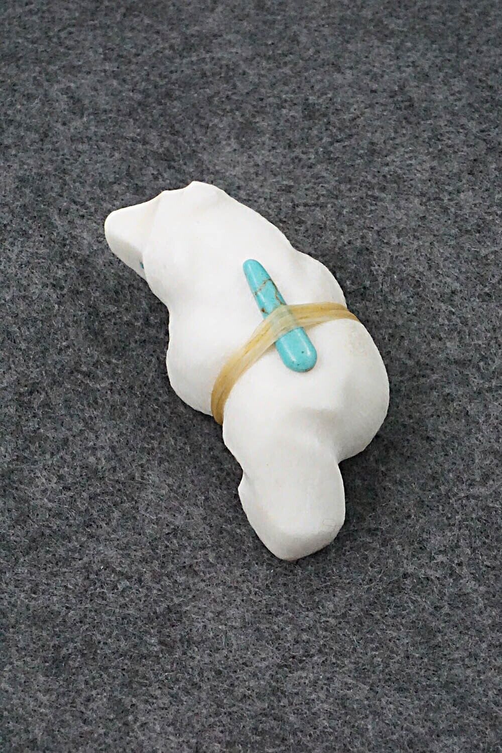 Bear Zuni Fetish Carving - Herbert Halate