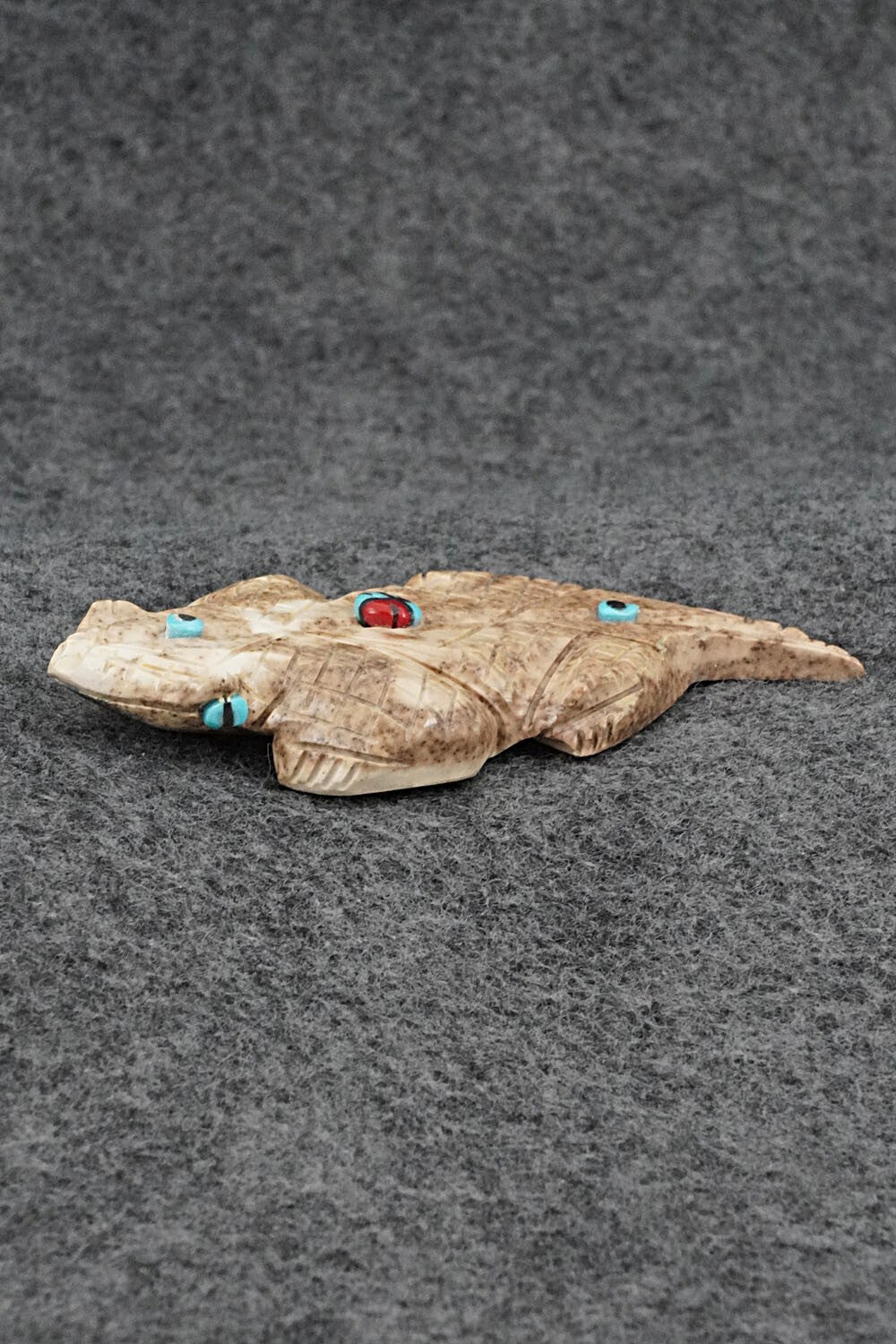 Lizard Zuni Fetish Carving - Danette Laate