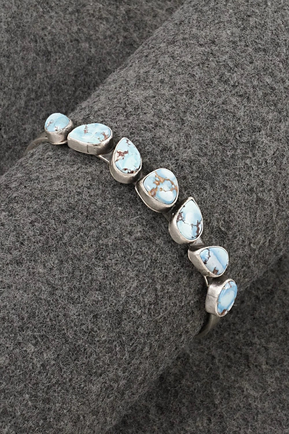 Turquoise & Sterling Silver Bracelet - Verley Betone