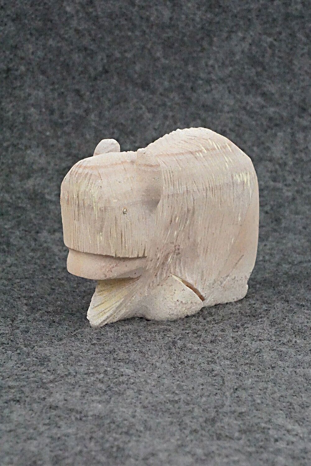 Buffalo Zuni Fetish Carving - Kenny Chavez