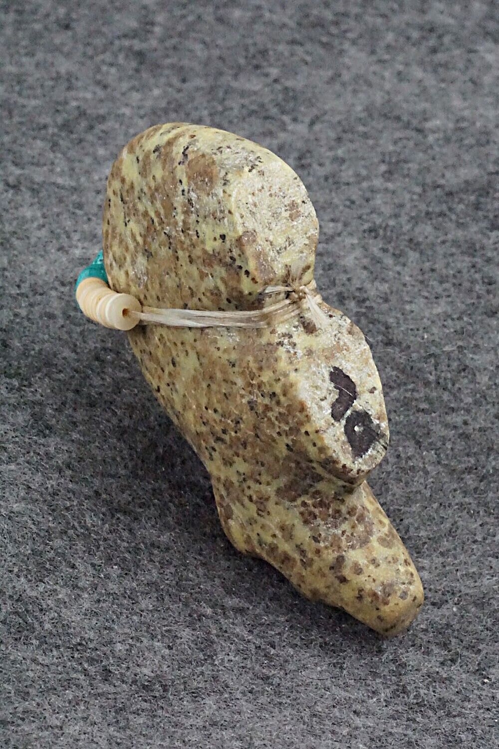 Bear Zuni Fetish Carving - Donovan Laiwakete