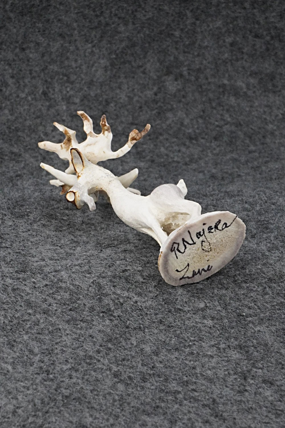 Elk Zuni Fetish Carving - Ruben Najera