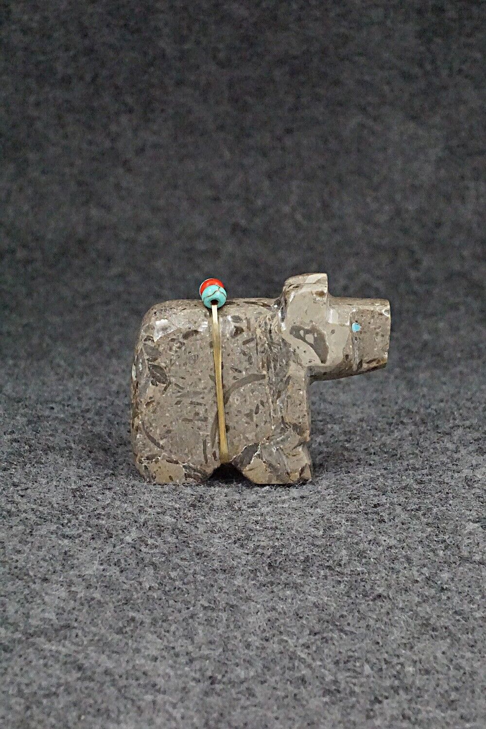 Bear Zuni Fetish Carving - Bennie Bacy