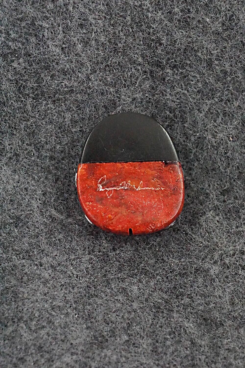 Ladybug Zuni Fetish Carving - Reynold Lunasee