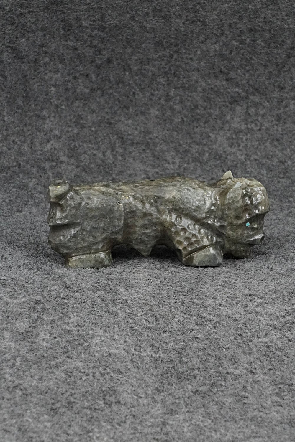 Buffalo Zuni Fetish Carving - Tony Mackel