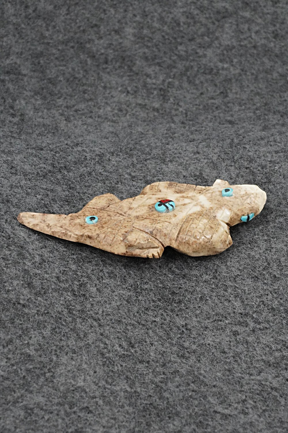 Lizard Zuni Fetish Carving - Danette Laate