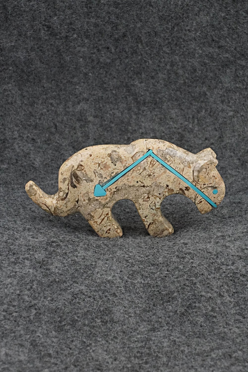 Mountain Lion Zuni Fetish Carving - Kenric Laiwakete