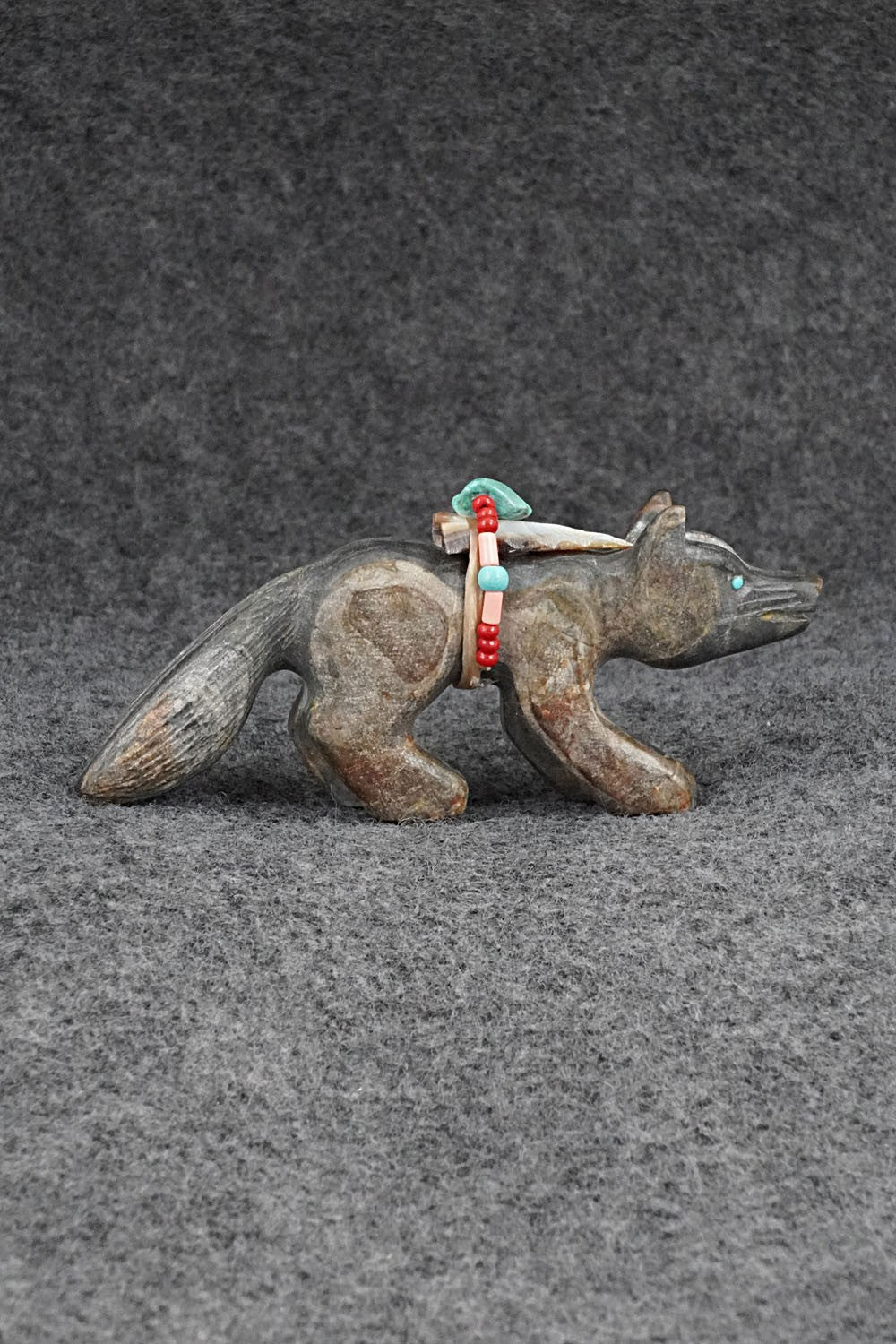 Wolf Zuni Fetish Carving - Douglas Martza