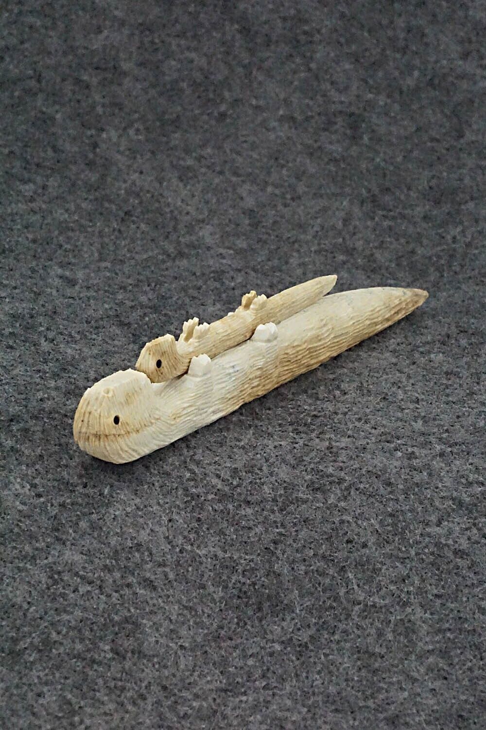 Otter and Cub Zuni Fetish Carving - Jesus Espino