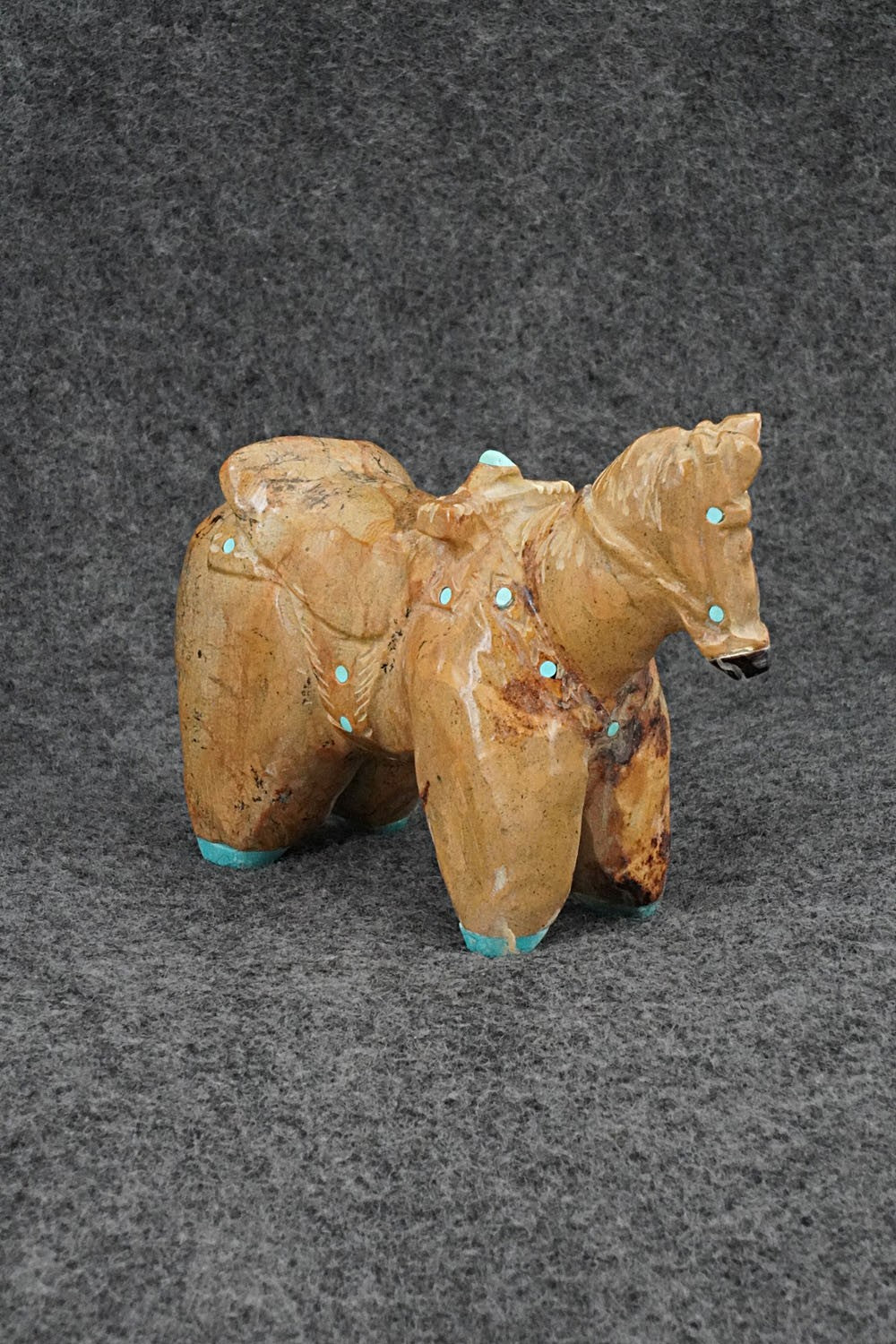 Horse Zuni Fetish Carving - Freddie Leekya